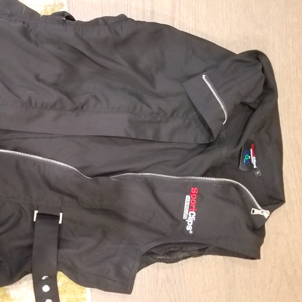 Sport clips uniform tunic vest